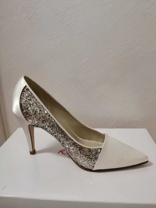 Официални обувки