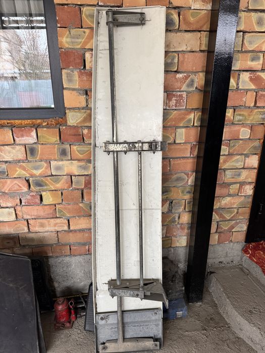 Споллер левый на даф 105