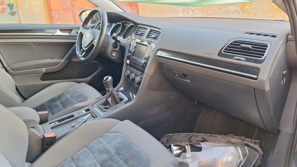VW Golf 7 1.6TDI 105кс на части