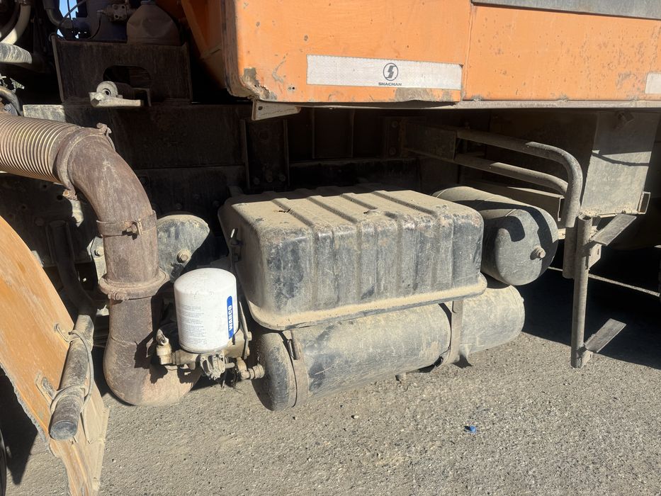 Shacman 2012 года