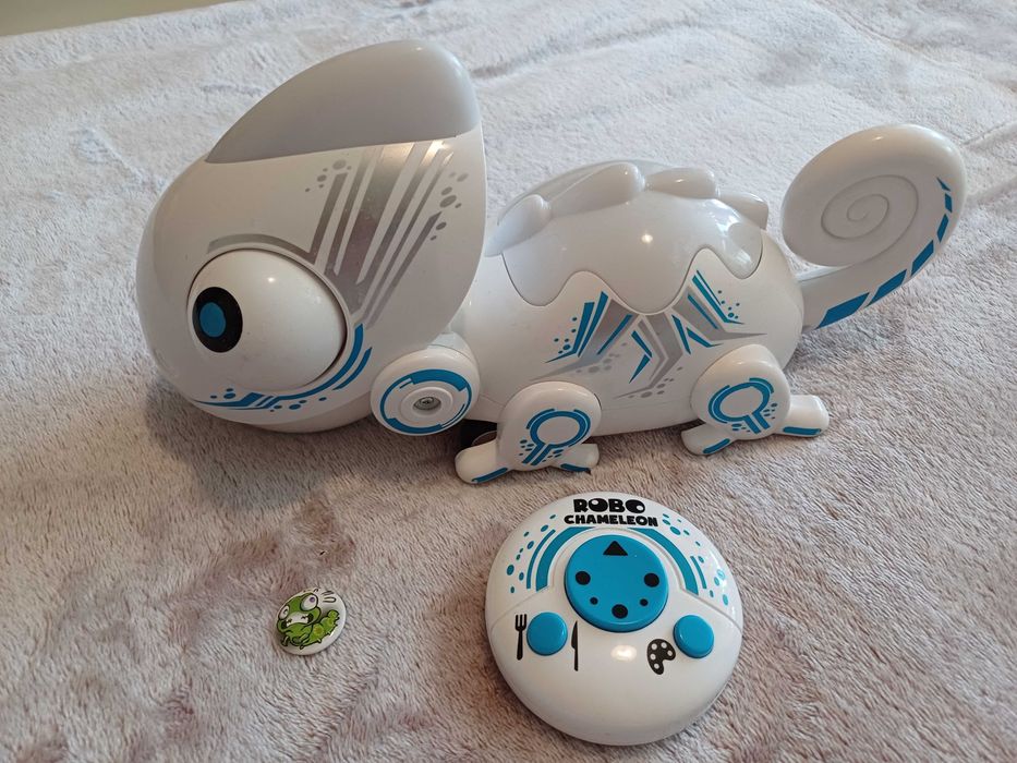 Робо Хамелеон Силвърли