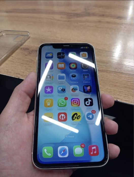 IPhone 11 64 GB