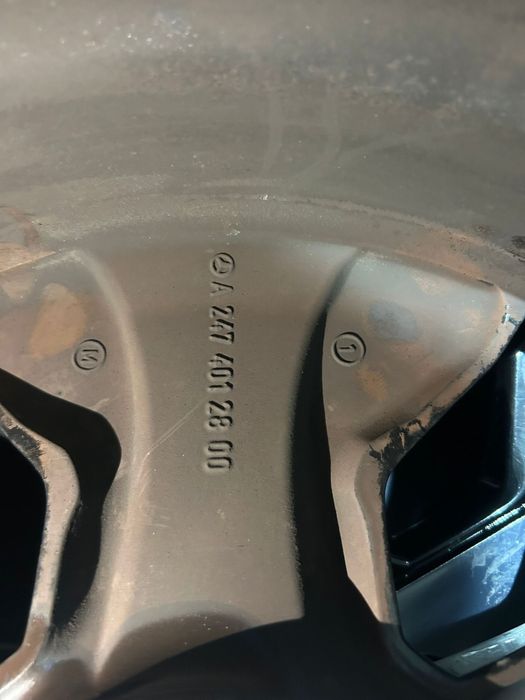 Jante originale Mercedes GLA GLB GLC cu anvelope de iarnă 235 55 R18