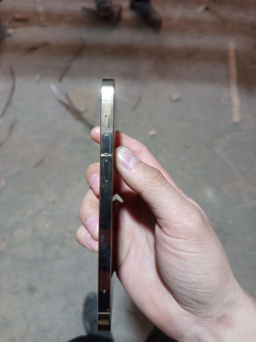 iPhone 12 pro 256 yomkost 99