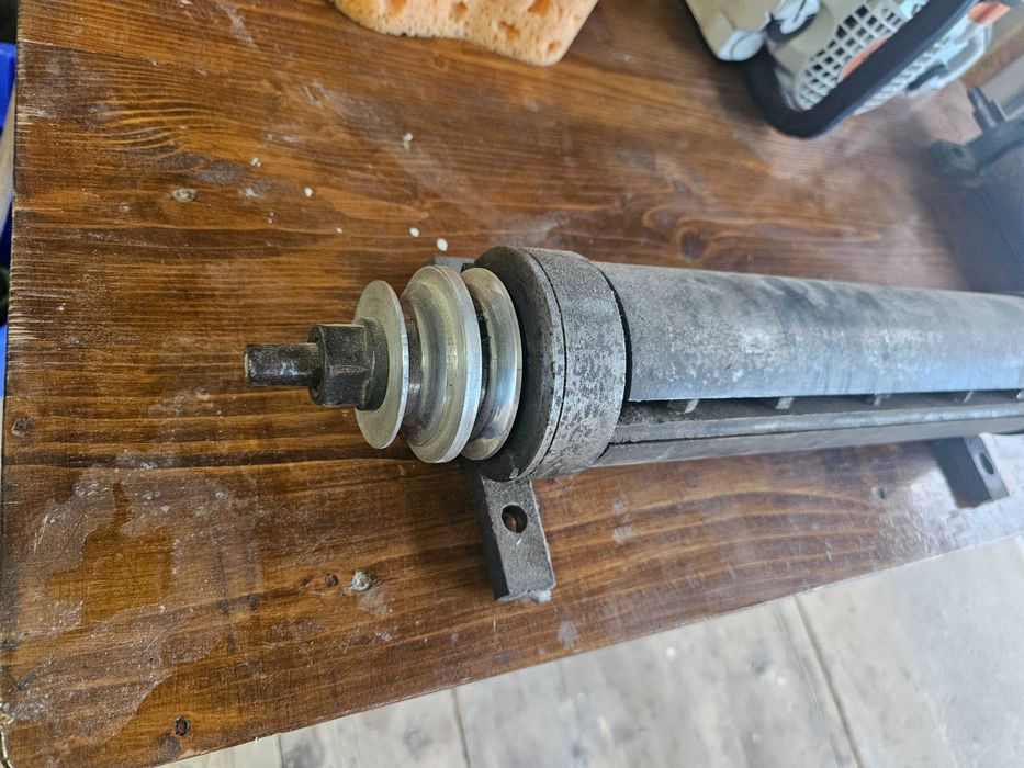 Ax de abric 3 cutite