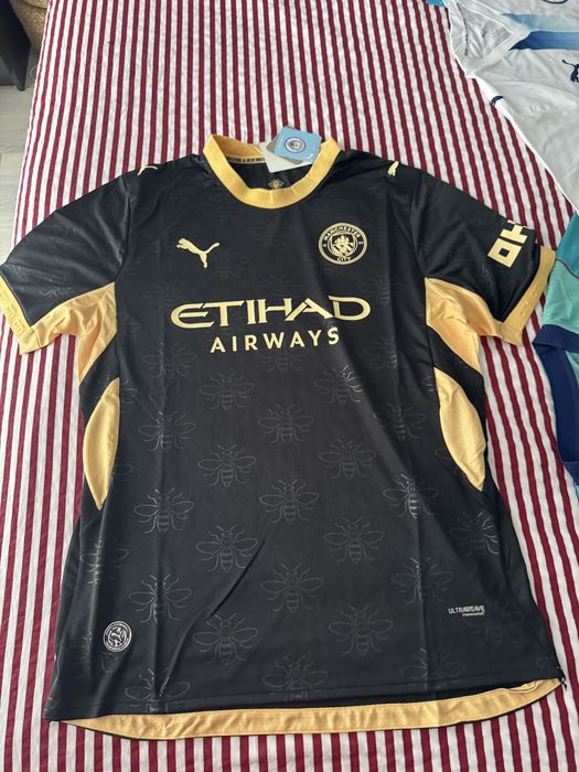 Tricou L/XL  Barcelona, Real Madrid, Manchester City  26/27