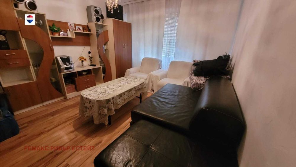 Двустаен апартамент за продажба кв. Чародейка Север - снимка 3
