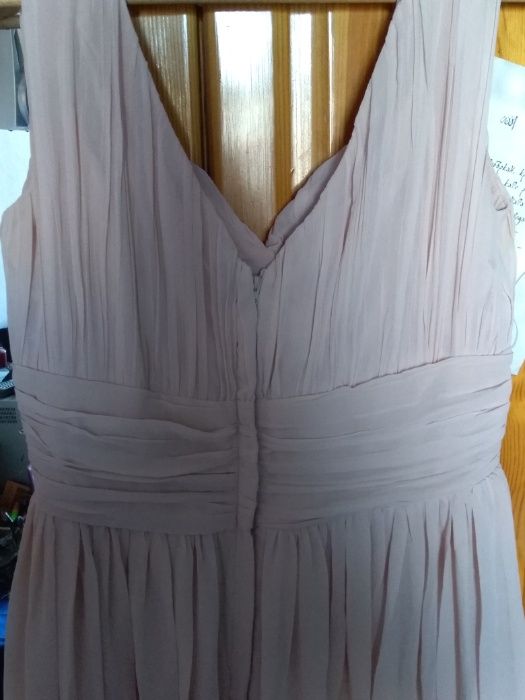 Нежна рокля Asos