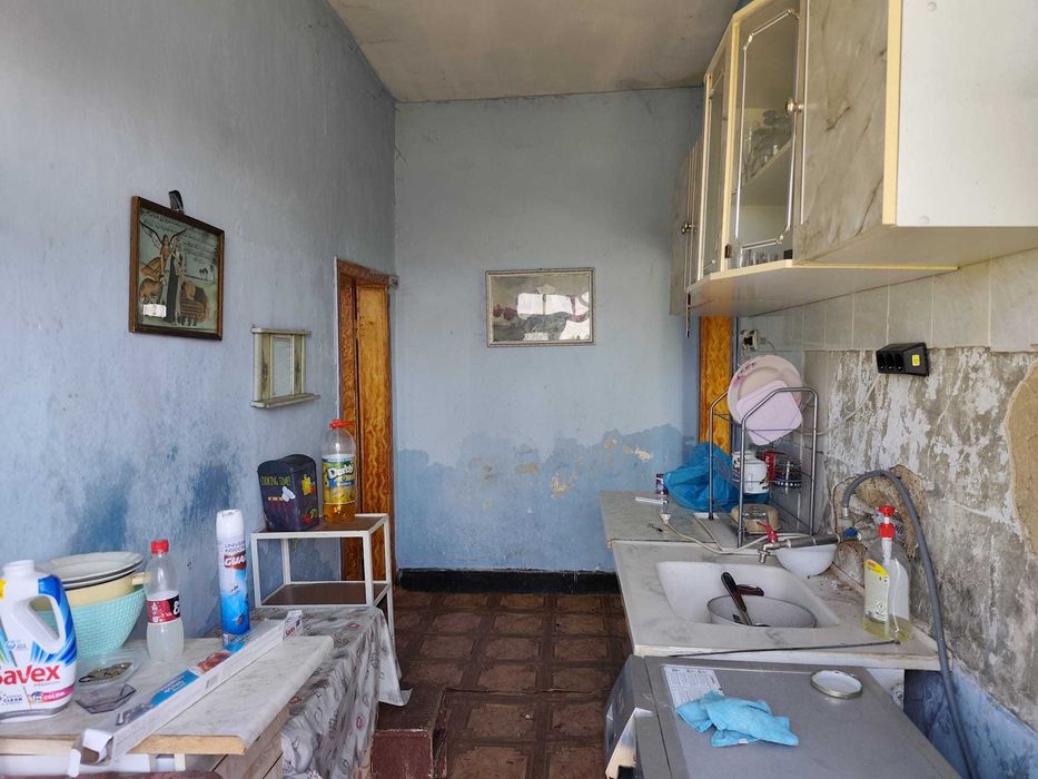 Продава се Къща в с. Пресиян, Област Търговище - 90 кв.м за 312 €/кв.м - Снимка #4