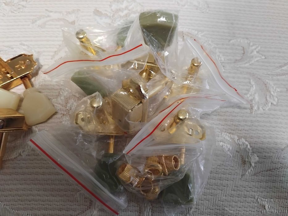 нови ключове за китара