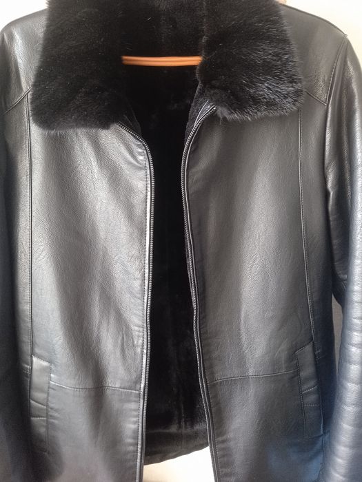 Продам Кожаную куртку