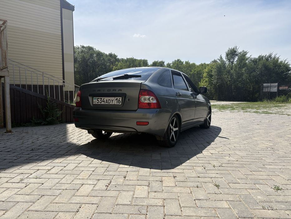 Продам Priora 2011года
