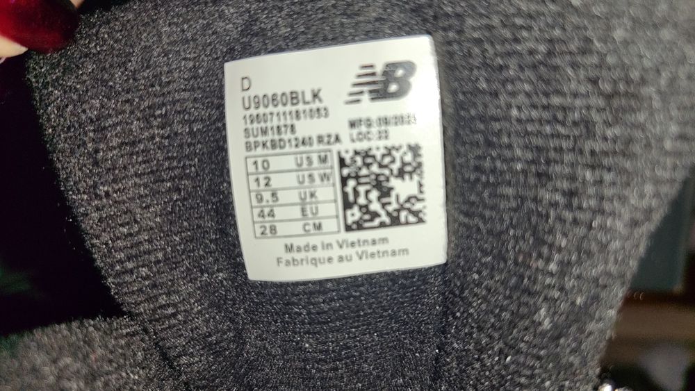 New Balance 9060 Darkshadow