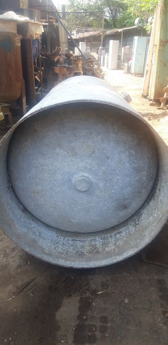 Алюминиевый Бочка. 6 шт. 225 литра 1 шт 400 литра