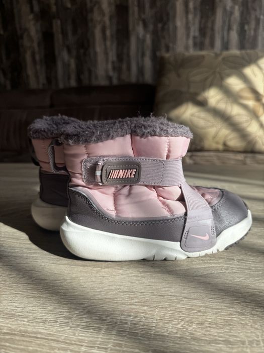 Детски апрески Niке, 28 номер