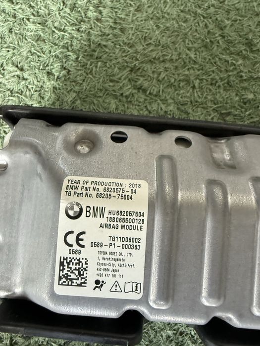 Airbag genunchi bmw seria 5 G30 G31