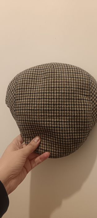 Мъжки каскет,Италия