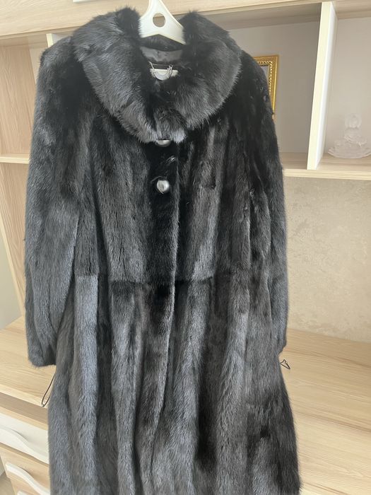 Продается шуба норка. Торг.