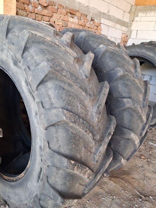 Anvelope  tractor 18,4R34 uzura 20%
