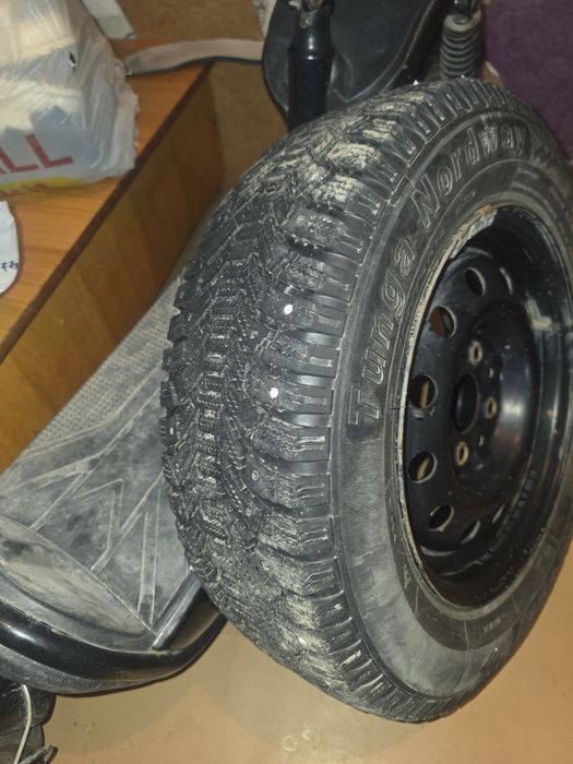 Продам ваз зима 175/70 r13