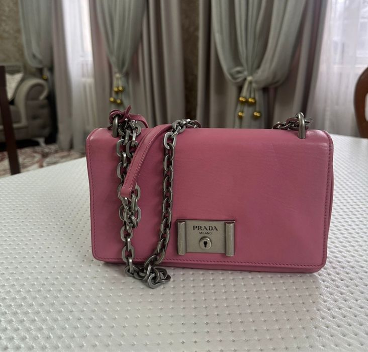 Женская сумка Prada оригинал