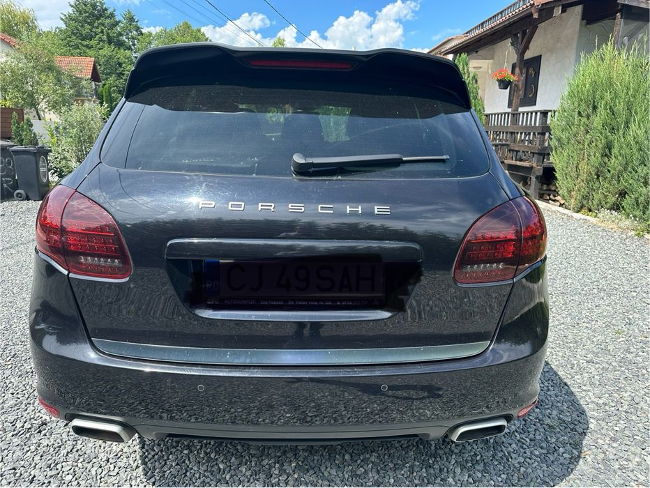 Vând Porsche Cayenne 2014