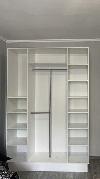 Продам шкаф новый