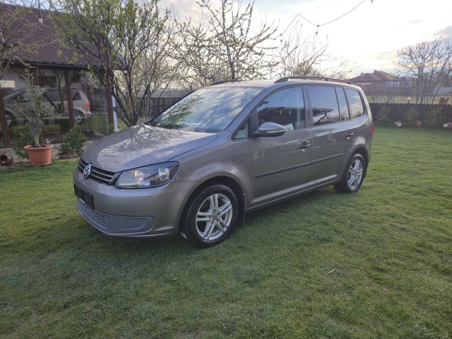 Volkswagen Touran Facelift 2011 1.6 105 cp 7 locuri 217.000km