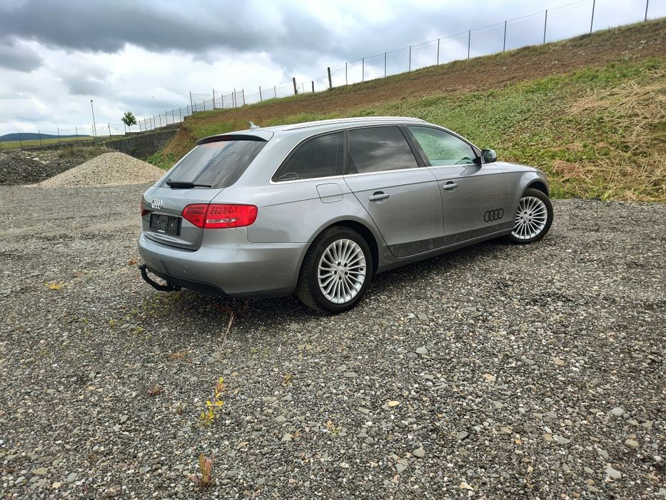 AUDI A4 Avant 2010 — imagine 4