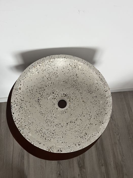 Lavoar baie tip terrazzo