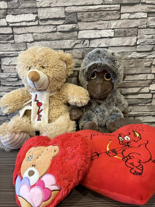 Плюшени играчки