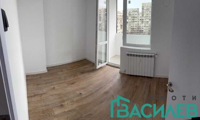 Продава се Тристаен апартамент в София, Център - 61 кв.м за 1489 €/кв.м - Снимка #4