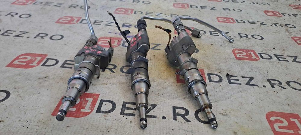 Injectoare / Injector BWW VDO Benzina N43B20A cod: 10181010 Seria 1 3 5 , cod BMW 7589048-08