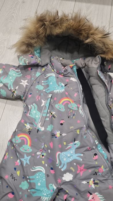 Продам детский комбинезон на девочку 2 лет