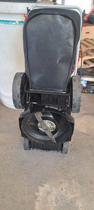 Mașină de tuns iarbă electrica 1600w