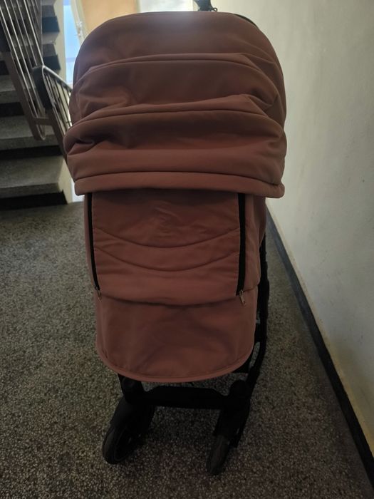 Бебешка количка 3в1 + подаръци