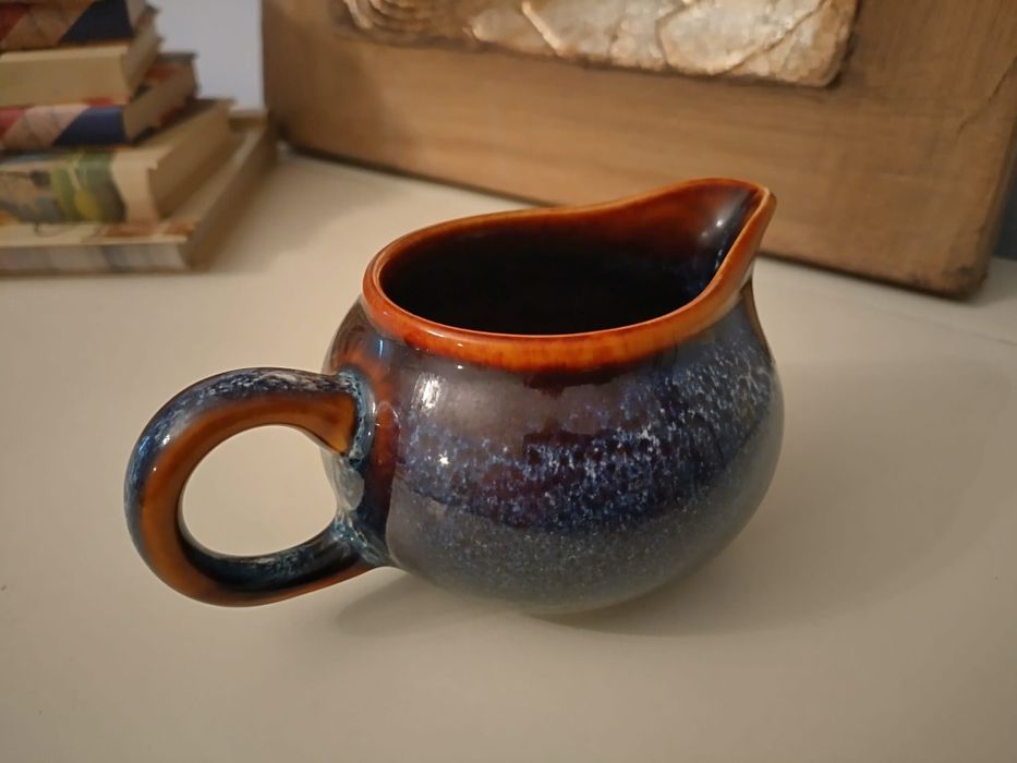 Дизайнерска Керамична каничка от Виетнам