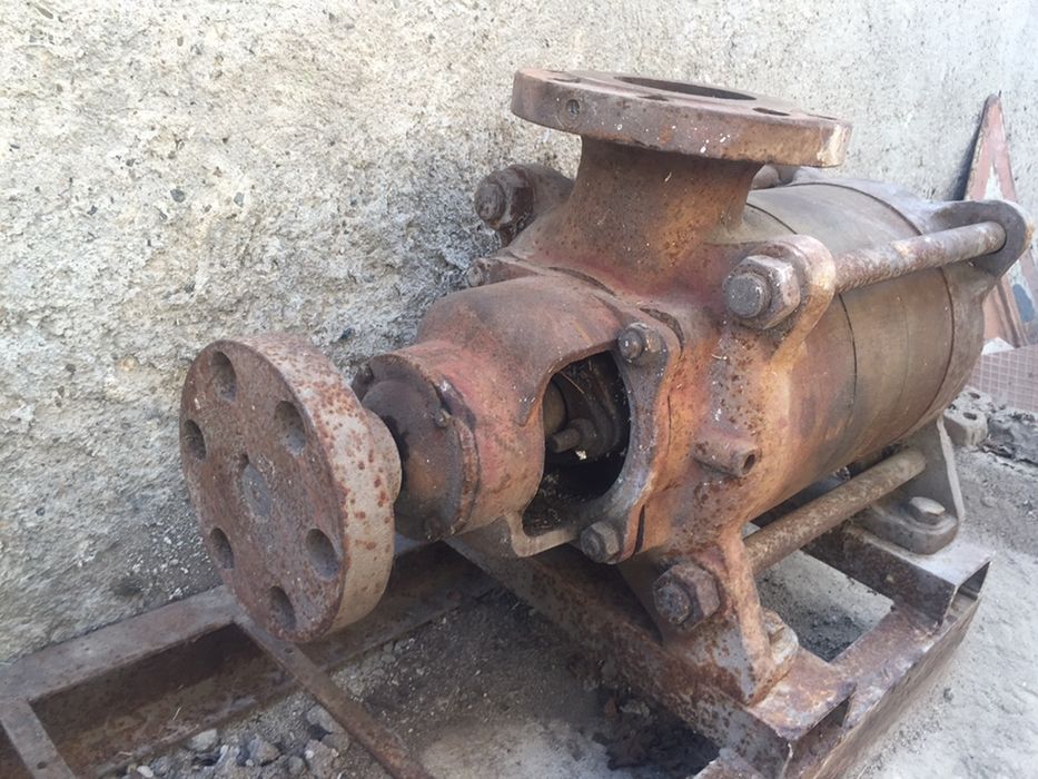 многостъпална помпа за вода 28 л/сек БГ