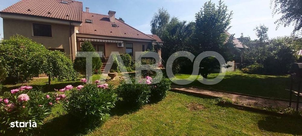 Casa 5 camere cu garaj si teren 961 mp de vanzare Sibiu zona Centrala
