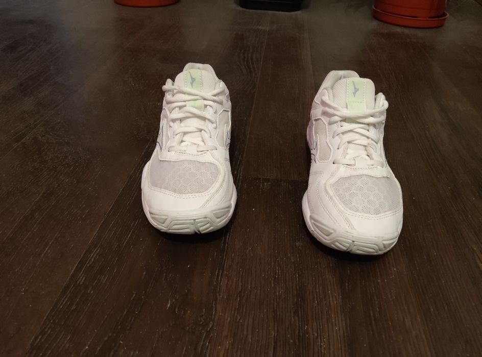 Маратонки Mizuno Wave Pfantom 3