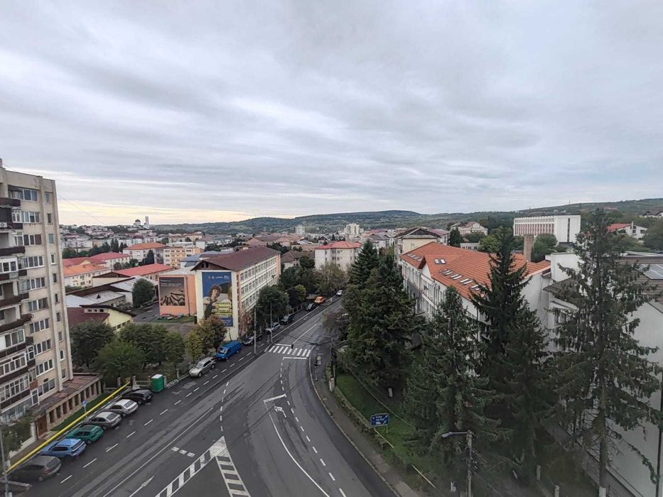 Apartament cu 2 camere zona Tribunal