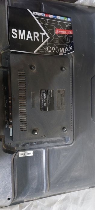 samsung smart telivezor 32talik ikrani singan  ayibi yuq ishlaydi