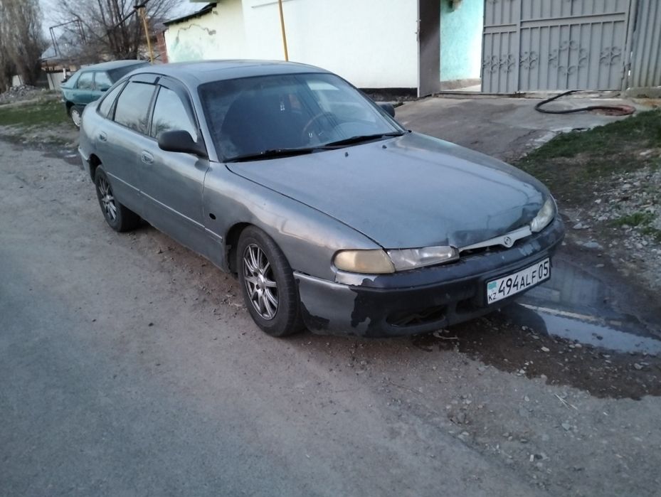 Мазда кронус 1993год