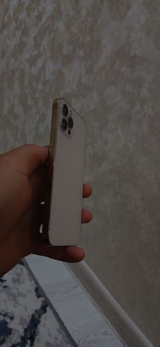 Iphone 12 pro holati yaxshi