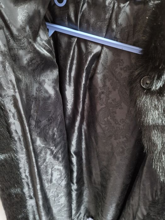 Продается женская дубленка на рост 165 см