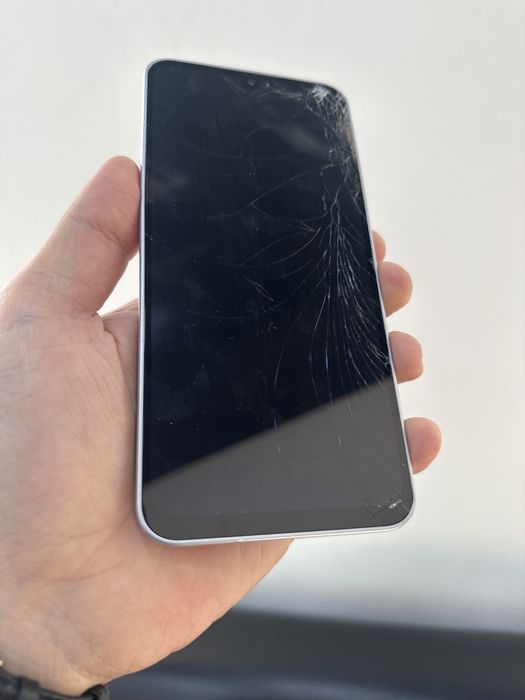 Samsung A16 ekran singan