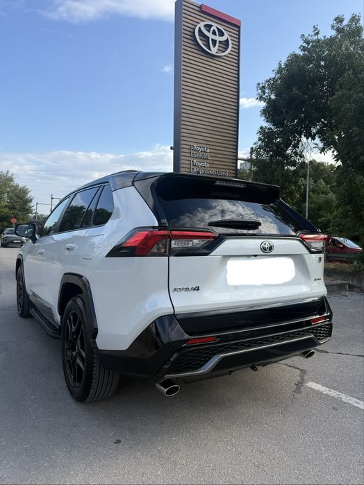 Тойота Рав 4 2025г. Plug-in хибрид 306кс.18х.км 18,1kWh до 90км с едно Зареждане