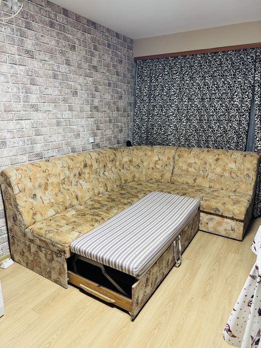 Ъглов диван-разтегателен