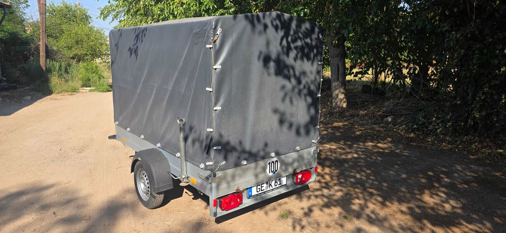 Продавам Ремърке Humbaur 750кг