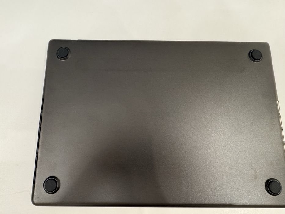 MacBook Pro (M3 Pro) 16 дюймов